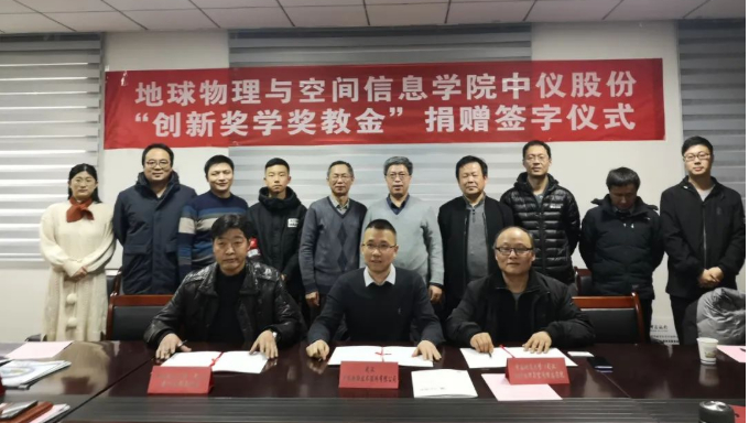 QQ截图20221108160156.png QQ截图20221108160156.png